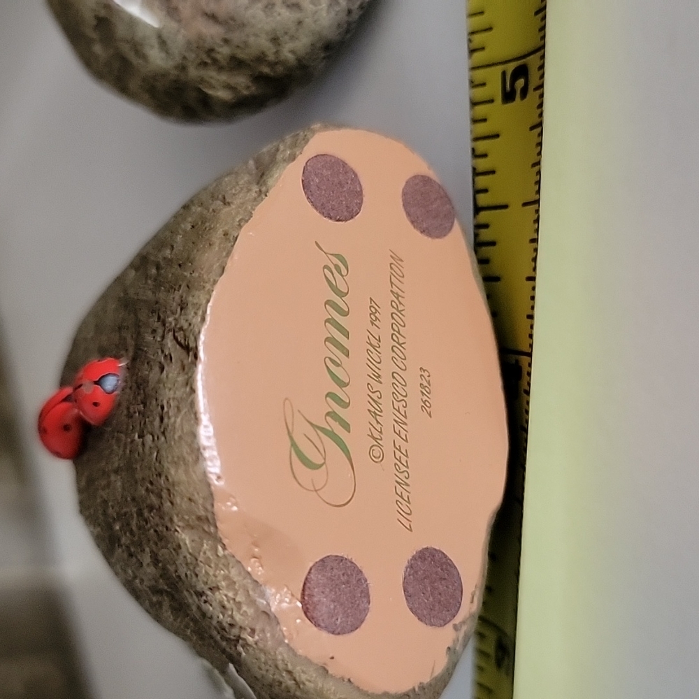 Decor Fake Rocks with Ladybugs - Picture 3 of 4